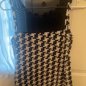 Express houndstooth top